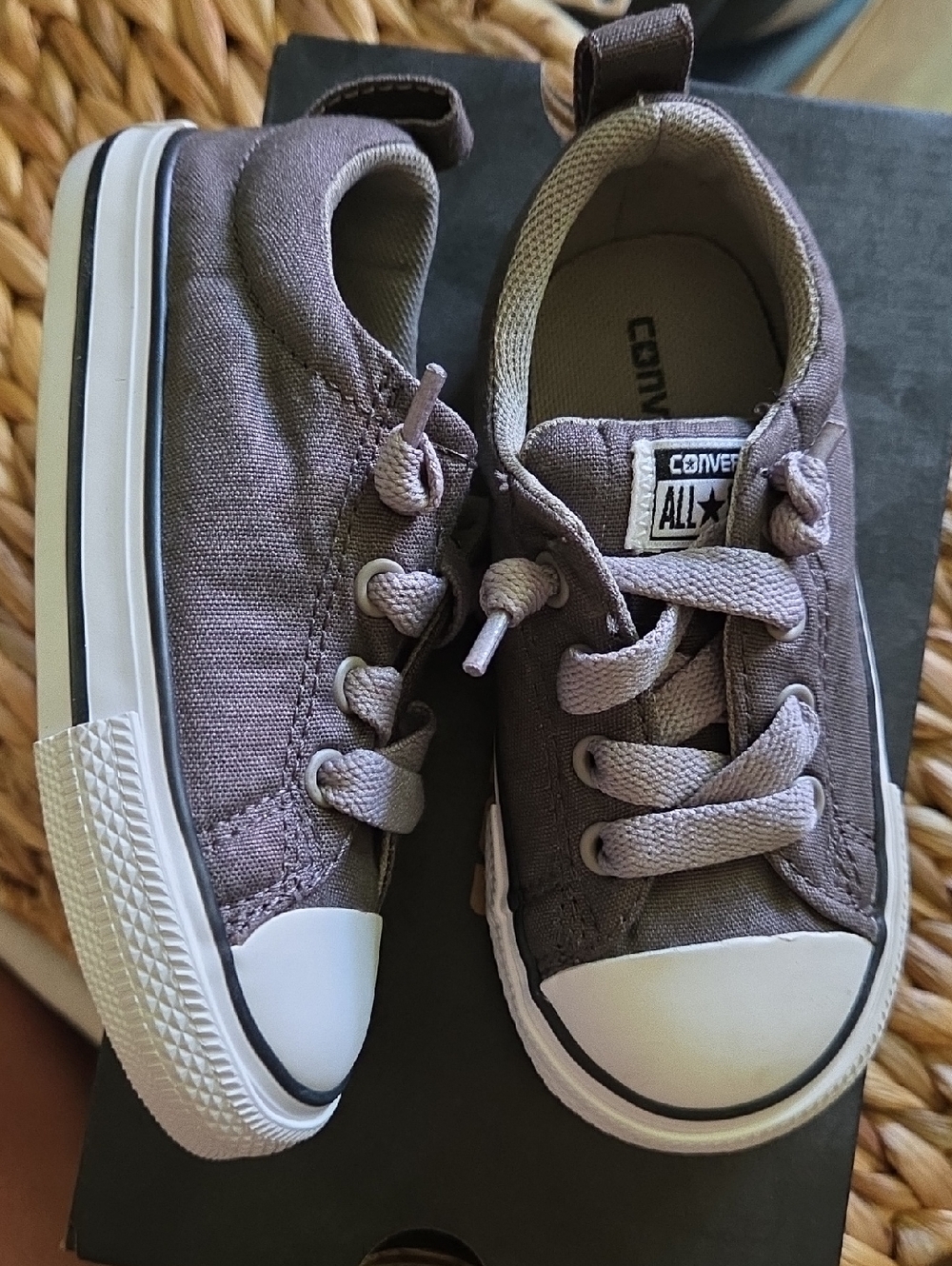 Converse Kids Low-Top Sneakers Toddler Size 8